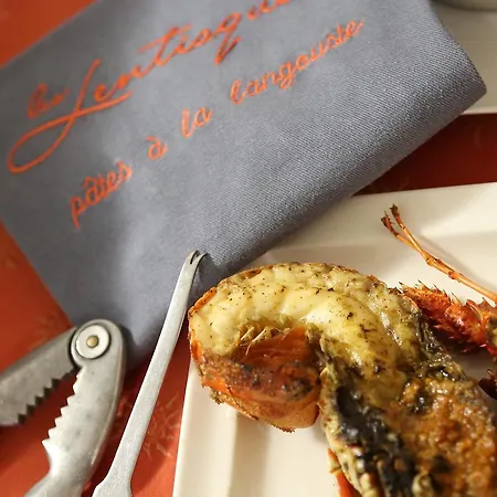 Les Lentisques
