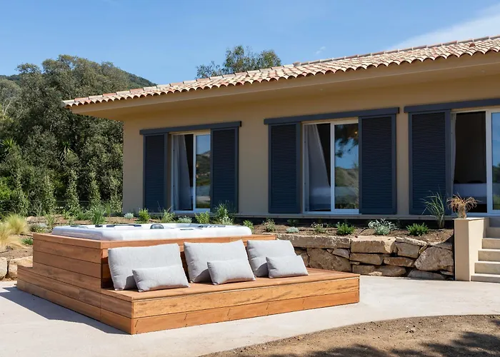 Les Lentisques 3* Cargèse